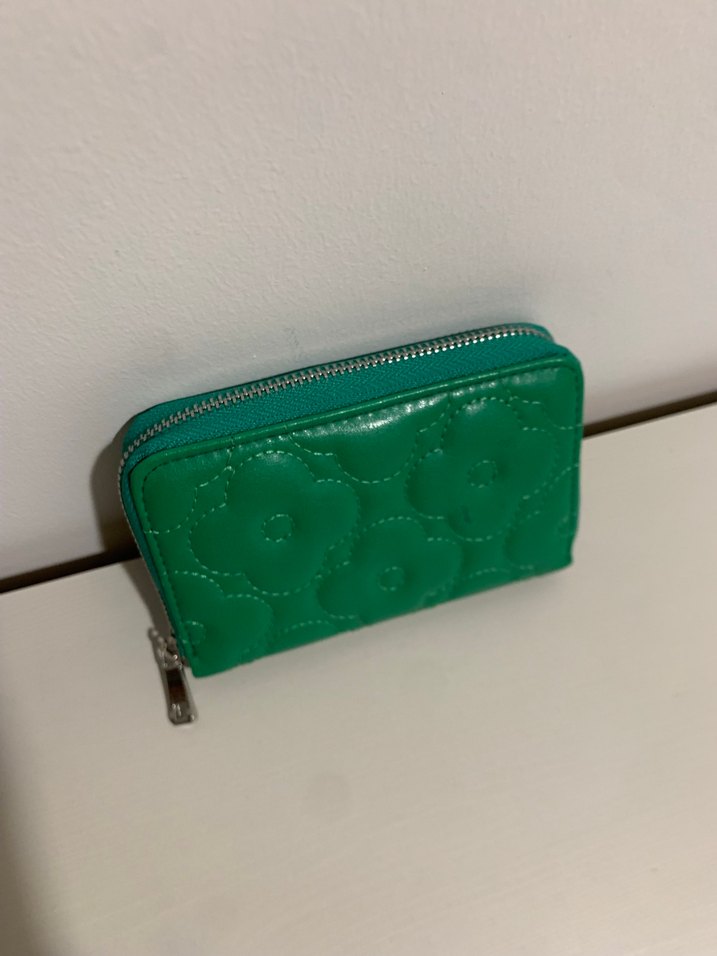 Çok Kaliteli Kapitone Yeşil Cüzdan - Görsel 4