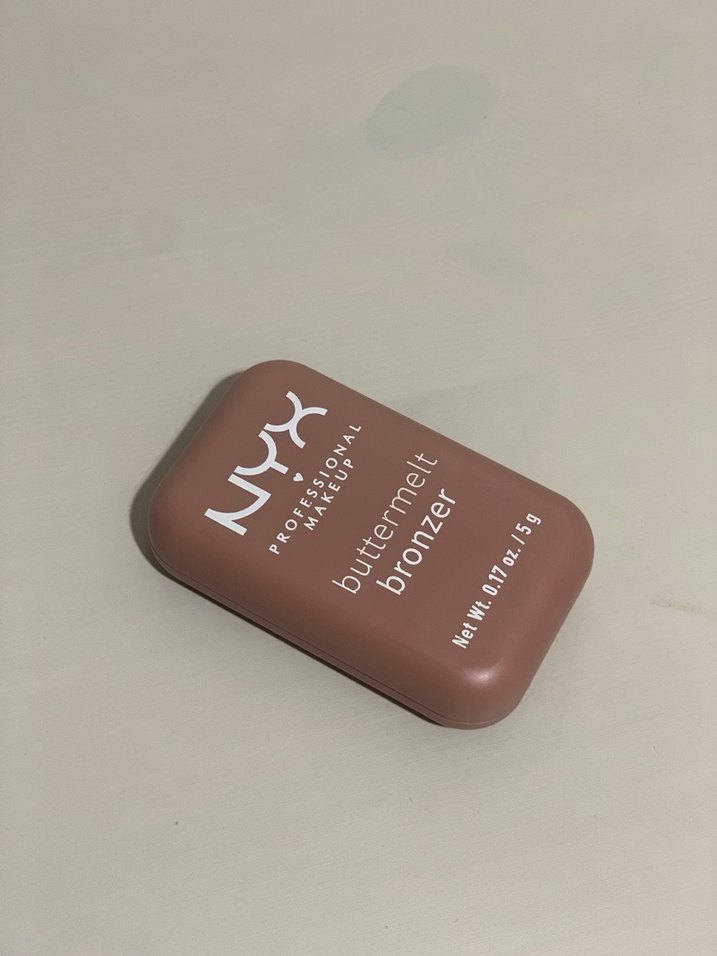 NYX Buttermelt Bronzer Allık - Görsel 2