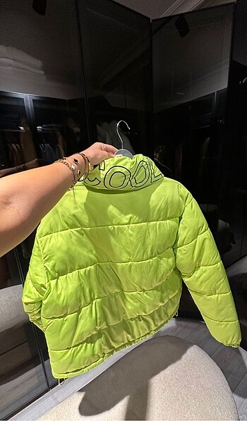 Neon renk kadın mont
