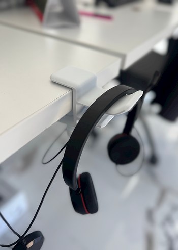 Beyaz Kulaklık Askısı 3D baskı
