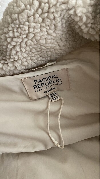 Pull and Bear Peluş mont
