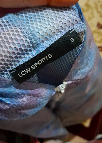 Kadın Mavi Uzay Kapüşonlu Batik Desen  Yağmurluk - Görsel 6