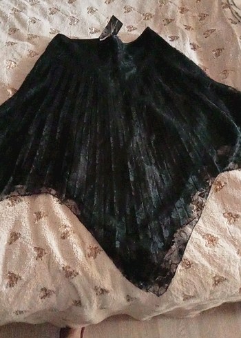 Kadın Siyah Pilili Gotik Uzun Etek