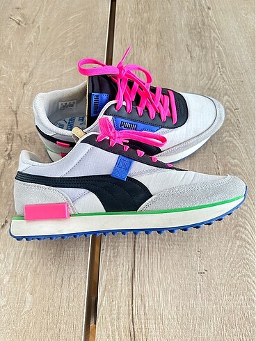 39 Beden beyaz Renk Puma özel seri