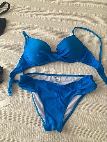 Loya bikini takımı