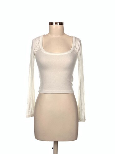 Stradivarius Bluz %70 İndirimli.
