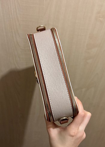 Kadın Beyaz Deri Çapraz Askılı Çanta - Görsel 4