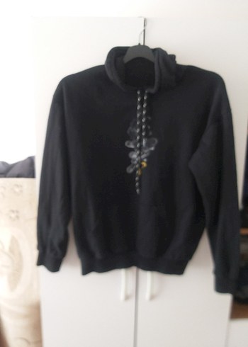 s Beden Siyah Zincir Detaylı Erkek Sweatshirt