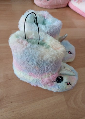 Kız Çocuk Çok Renkli Peluş Unicorn Ev Terliği - Görsel 2