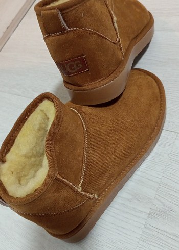 Diğer Ugg Kahverengi Suet Bot