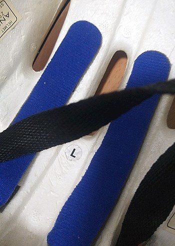 Parlak Mavi Motosiklet Kaskı - Görsel 3