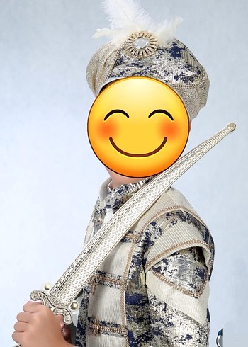 Sünnet kıyafeti aksesuarlar dahil sadece 1 kez giyildi - Görsel 3