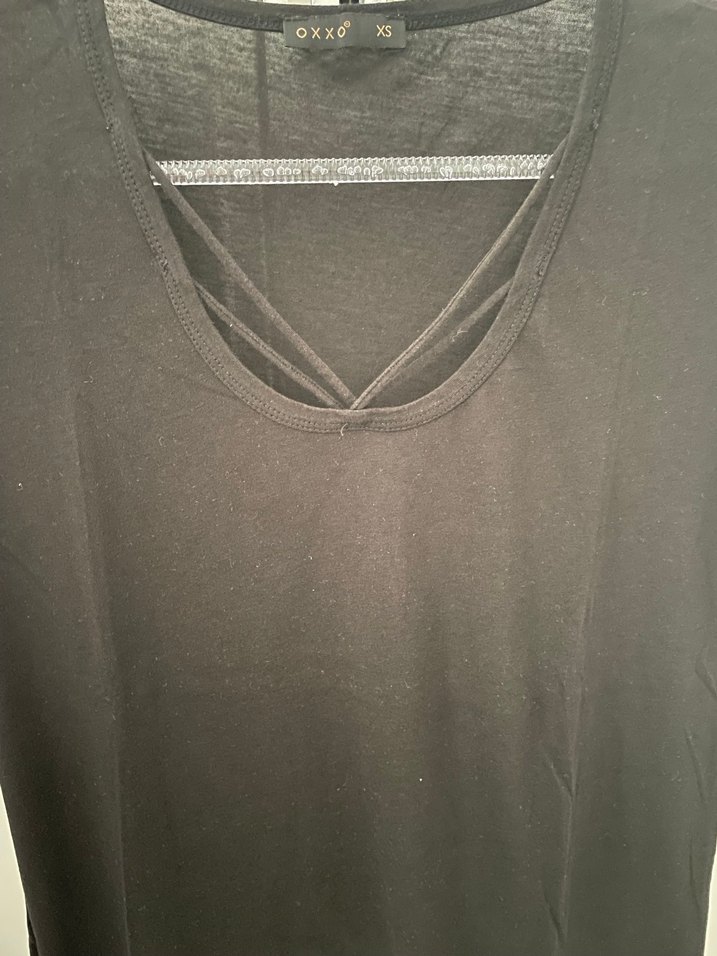 Siyah V Yaka Kısa Kollu Kadın Tişört - Görsel 2