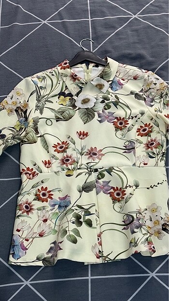 m Beden çeşitli Renk Zara bluz