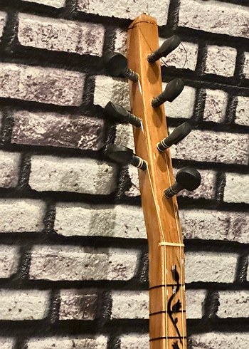 Bej Uzun Saplı Bağlama - Görsel 4