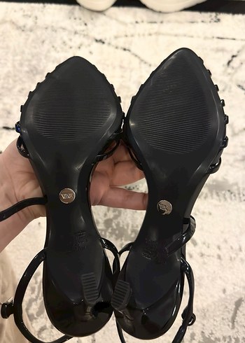 Siyah Yılan Desenli Kürklü Stiletto - Görsel 4