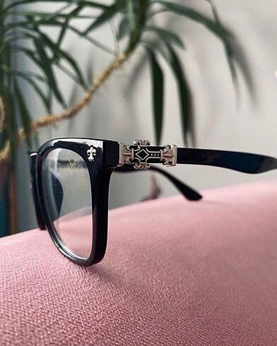 chrome hearts gözlük