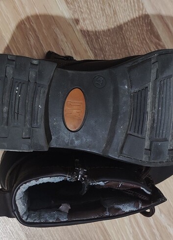 37 Beden Kahverengi Scooter Bot