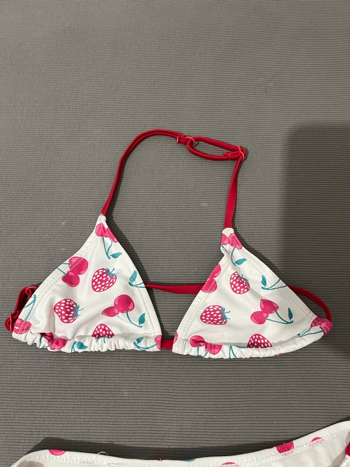 Kız Çocuk Çilek Desenli Beyaz Bikini - Görsel 2