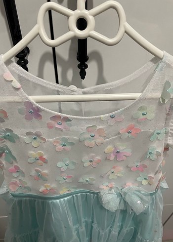 Kız Çocuk Beyaz Baskılı Fırfırlı elbise - Görsel 3