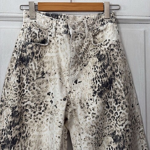 Diğer Leopar desenli balon fit pantolon