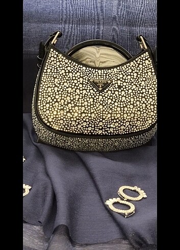 Prada taşlı çanta