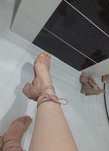 İpli topuklu ayakkabı - Görsel 2