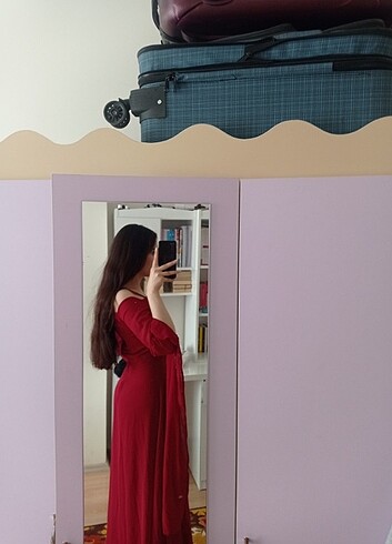 Kırmızı tül elbise - Görsel 2