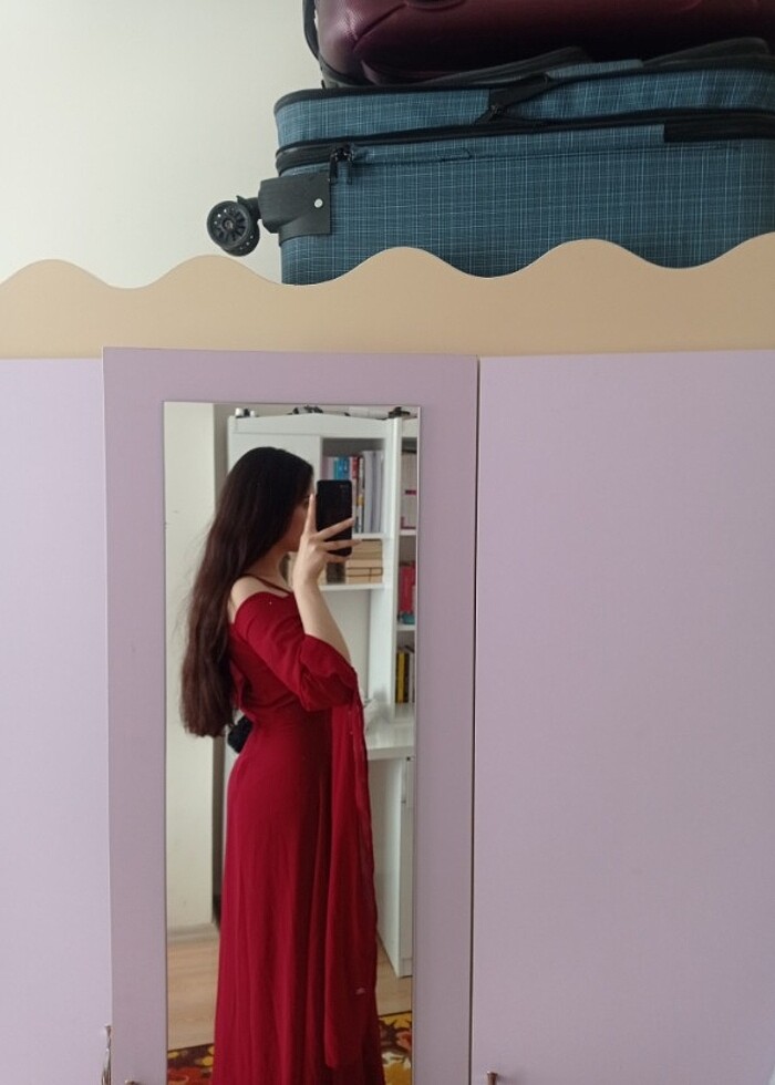 Kırmızı tül elbise - Görsel 2