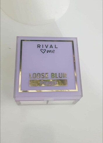 Rival loves me blur pudra