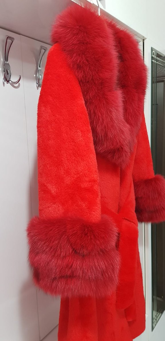 Kırmızı Kadın Kaban - Görsel 4