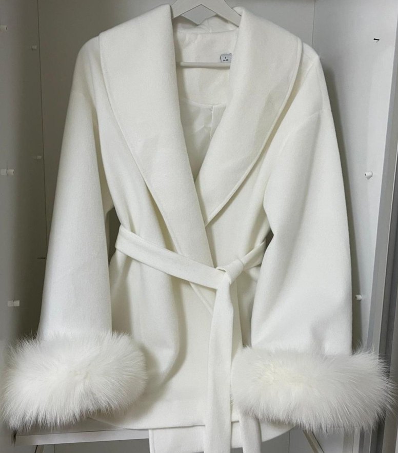 Kürklü Beyaz Kadın Kaban - Görsel 4