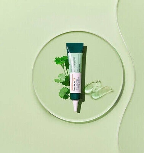 Beden Madeca21 teca solution soothing spot gel