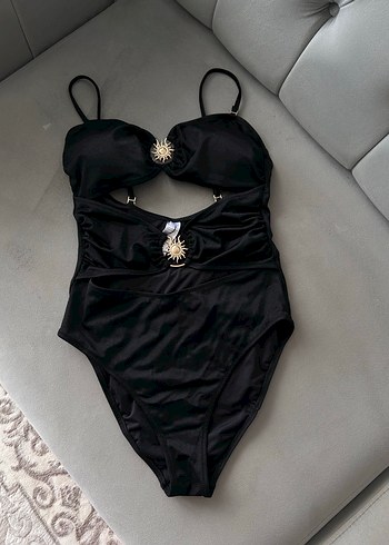 Tokalı Siyah Strappy Kadın Mayo