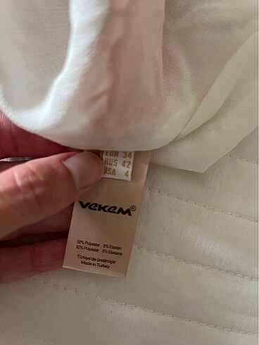 xs Beden beyaz Renk Vekem İşlemeli Bluz