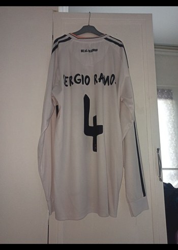 Adidas Sergio Ramos Forması