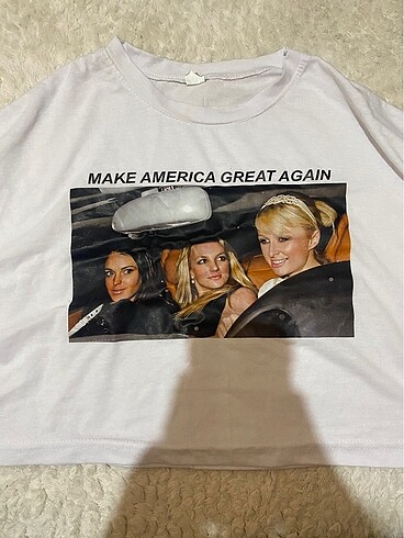 Bershka nake america great again crop