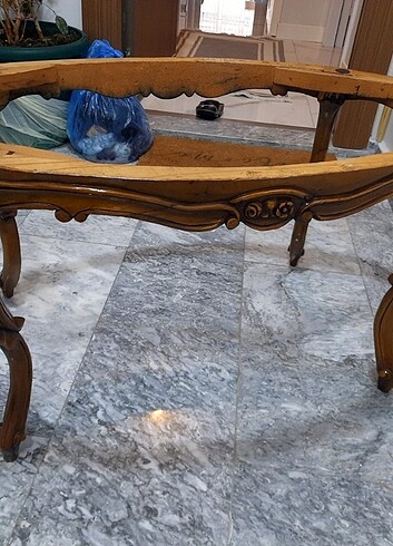 Beden Ceylan ayaklı sehpa