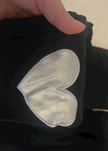 Siyah dizleri kalpli H&M kız çocuk tayt - Görsel 3