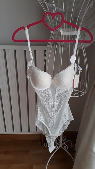 penti bodysuit