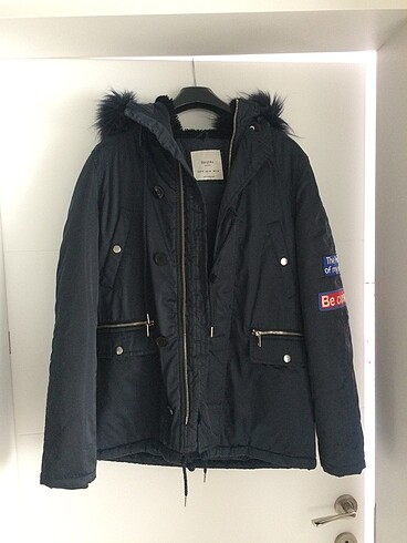 bershka mont