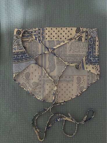 Trendyol & Milla Bağcıklı Bandana Üst