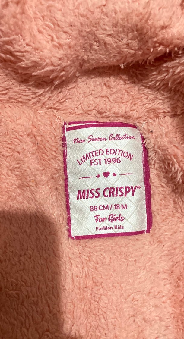 Kürklü, Bağlama Desenli Pembe Bebek Tulumu - Görsel 2