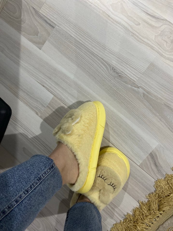 Kızlar İçin Sarı Kürklü Sıcak Ev Terliği - Görsel 4