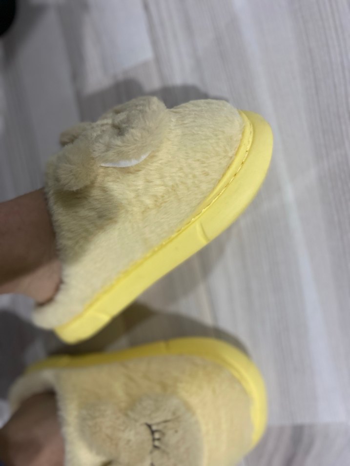 Kızlar İçin Sarı Kürklü Sıcak Ev Terliği - Görsel 5