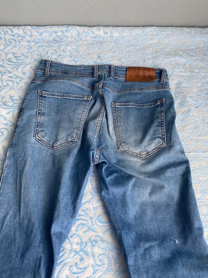 Düğmeli Mavi Bol Kesim Jean - Görsel 4