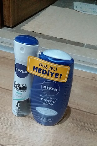 Nivea Nivea bayan deodorant + duş jeli (2li set)