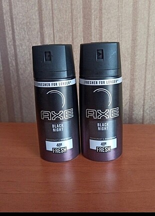  Beden Listerine stay white ağız bakım suyu (500ml) + axe deodorant