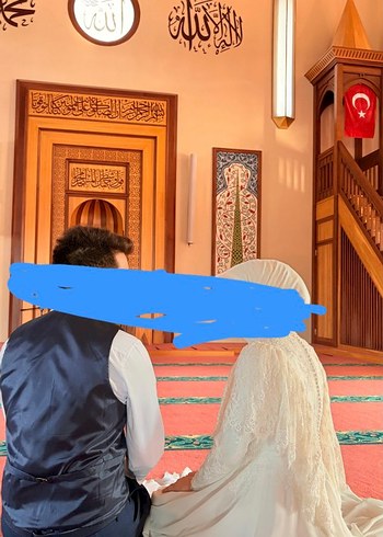 Uzun Kollu İşlemeli Beyaz Kadın Gelinlik - Görsel 2