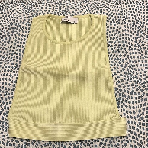 Bershka crop